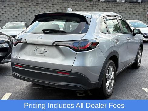 Used 2025 Honda HR-V LX image 7