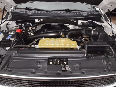 Used 2020 Ford F150 Platinum w/ Equipment Group 701A Luxury image 42