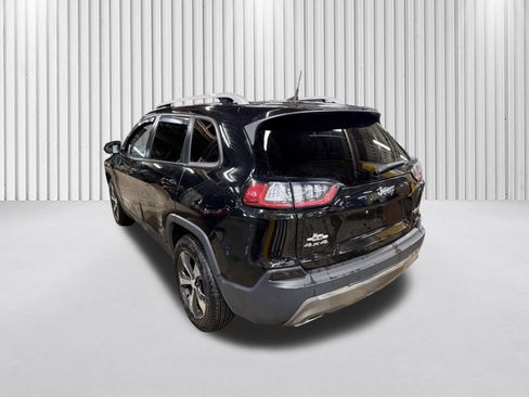 Used 2019 Jeep Cherokee Limited AWD/4WD image 4
