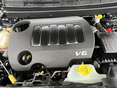 Used 2018 Dodge Journey Crossroad image 35