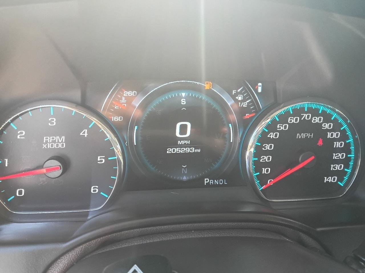 Used 2017 GMC Yukon Denali AWD/4WD image 13