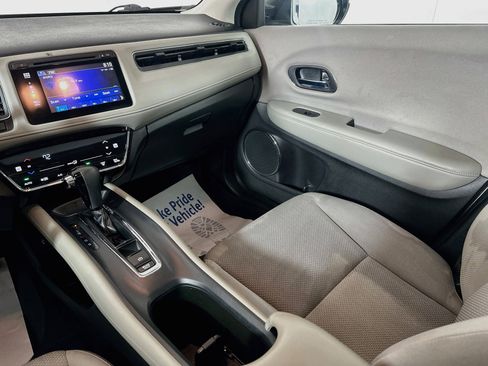 Used 2016 Honda HR-V EX image 22