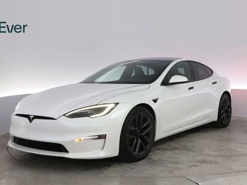 Used 2022 Tesla Model S Plaid AWD/4WD image 2