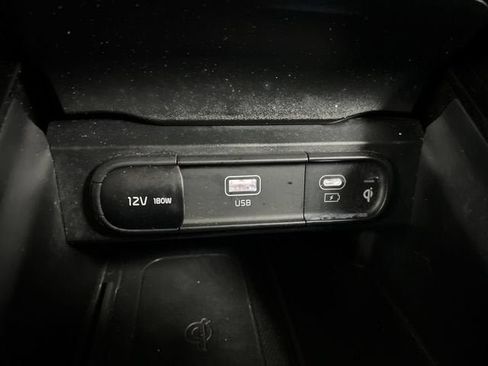 Used 2025 Kia Telluride S AWD/4WD image 35