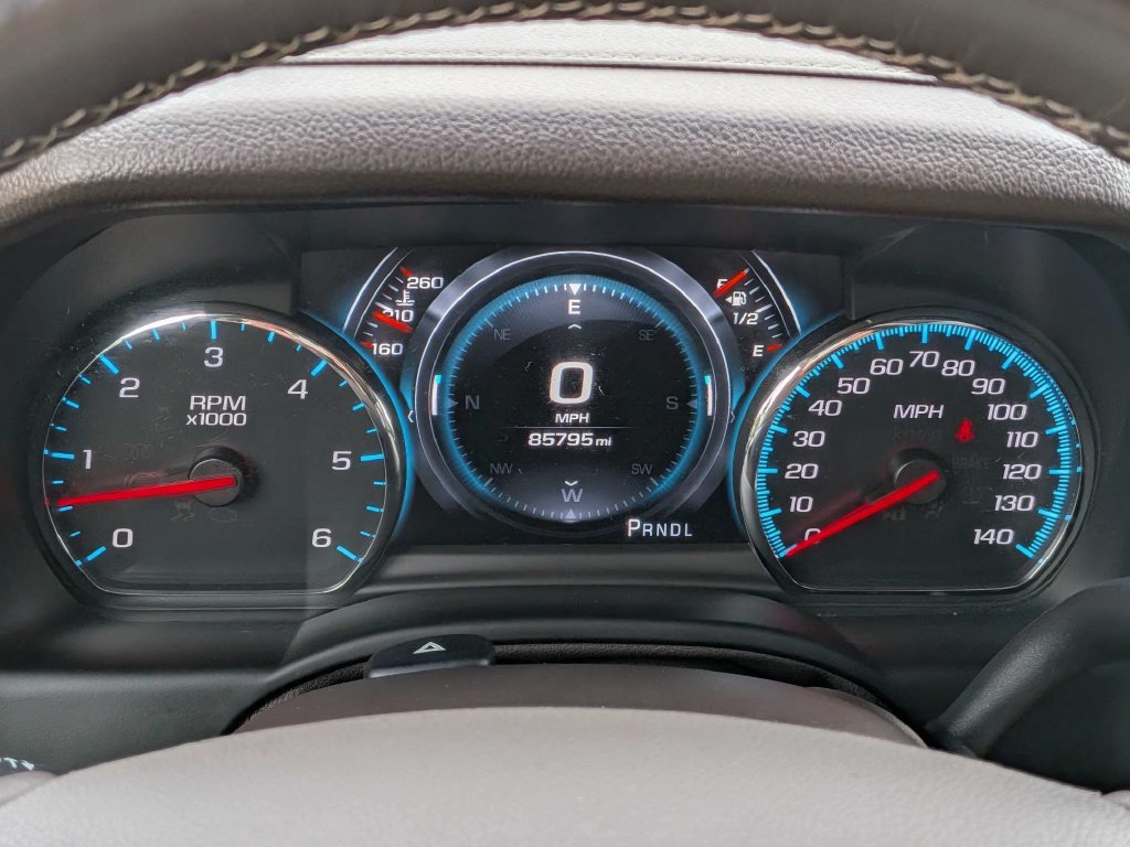 Used 2019 GMC Yukon XL Denali w/ Enhanced Security Package RWD image 28