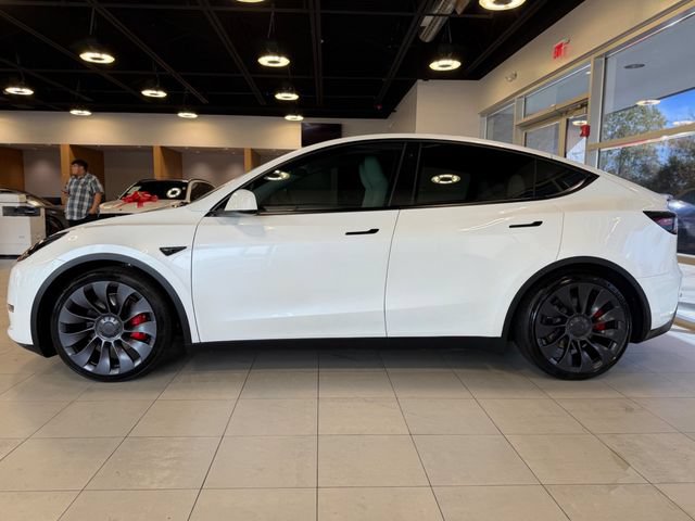 Used 2023 Tesla Model Y Performance AWD/4WD image 7