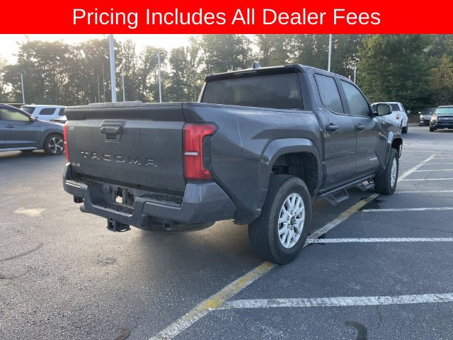 Used 2025 Toyota Tacoma SR5 AWD/4WD image 9