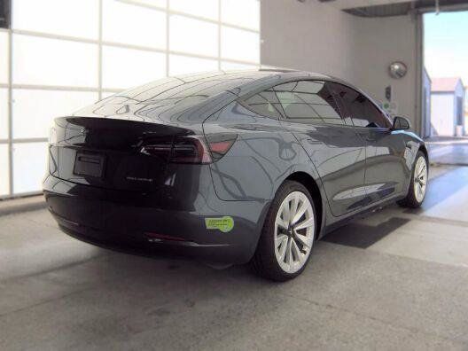 Used 2022 Tesla Model 3 Long Range AWD/4WD image 3