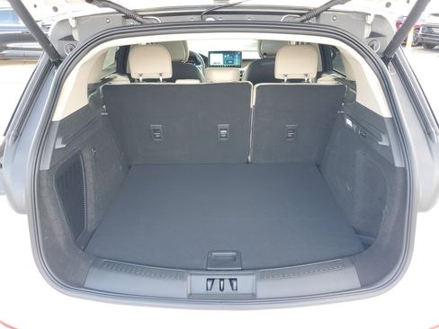 New 2026 Lincoln Corsair Grand Touring image 30