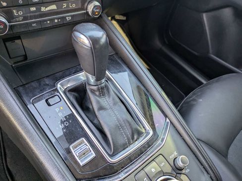 Used 2019 MAZDA CX-5 Touring image 29