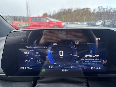 New 2025 Chevrolet Blazer EV LT image 12