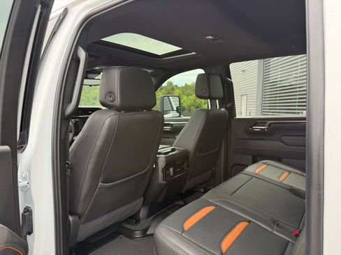 Used 2026 GMC Sierra 2500 AT4 w/ AT4 Premium Plus Package AWD/4WD image 24