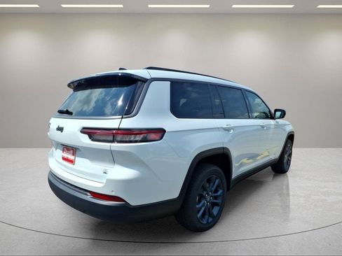 New 2026 Jeep Grand Cherokee L Limited AWD/4WD image 3
