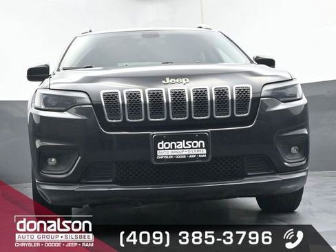 Used 2019 Jeep Cherokee Latitude Plus image 15