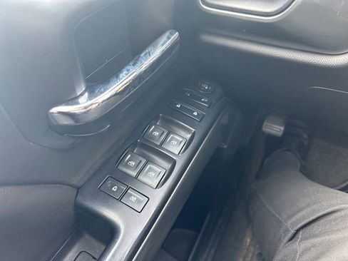 Used 2018 Chevrolet Silverado 1500 LT image 4