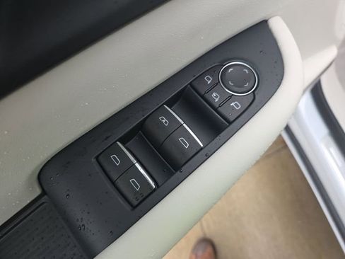 New 2026 Buick Enclave Avenir w/ Super Cruise Package image 17