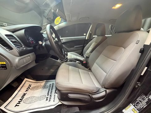 Used 2017 Kia Forte LX FWD image 13
