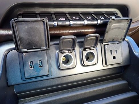 Used 2017 GMC Sierra 2500 Denali w/ Duramax Plus Package image 17