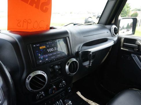 Used 2015 Jeep Wrangler Unlimited Sport AWD/4WD image 20