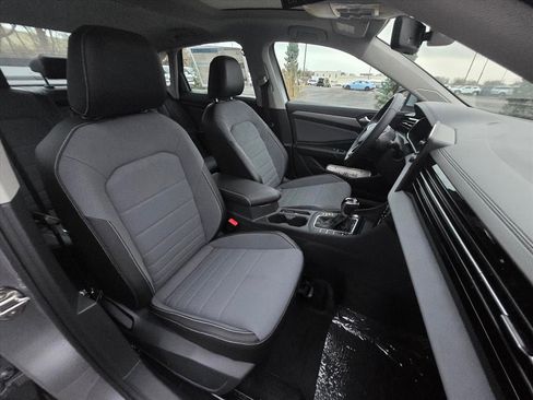 New 2026 Volkswagen Jetta SE image 10