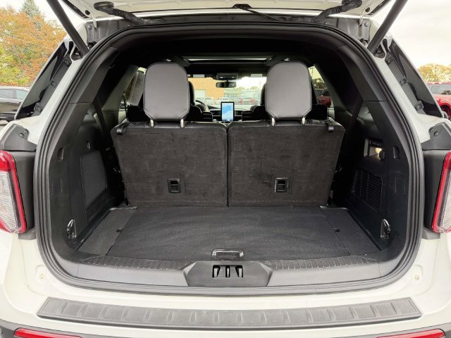 Certified 2024 Ford Explorer ST w/ Equipment Group 401A AWD/4WD image 11