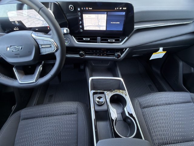 New 2027 Chevrolet Equinox LT w/ Midnight Edition FWD image 12
