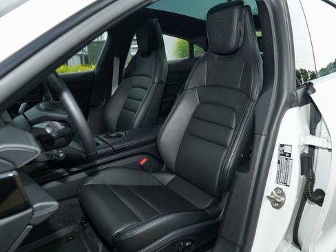 Certified 2026 Porsche Taycan AWD/4WD image 5