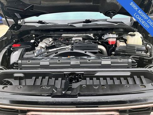 Used 2024 GMC Sierra 2500 AT4X image 12