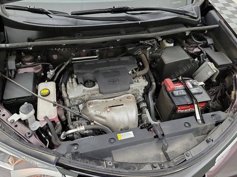 Used 2018 Toyota RAV4 XLE image 25