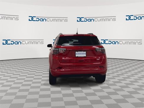 Used 2022 Jeep Compass Limited image 7