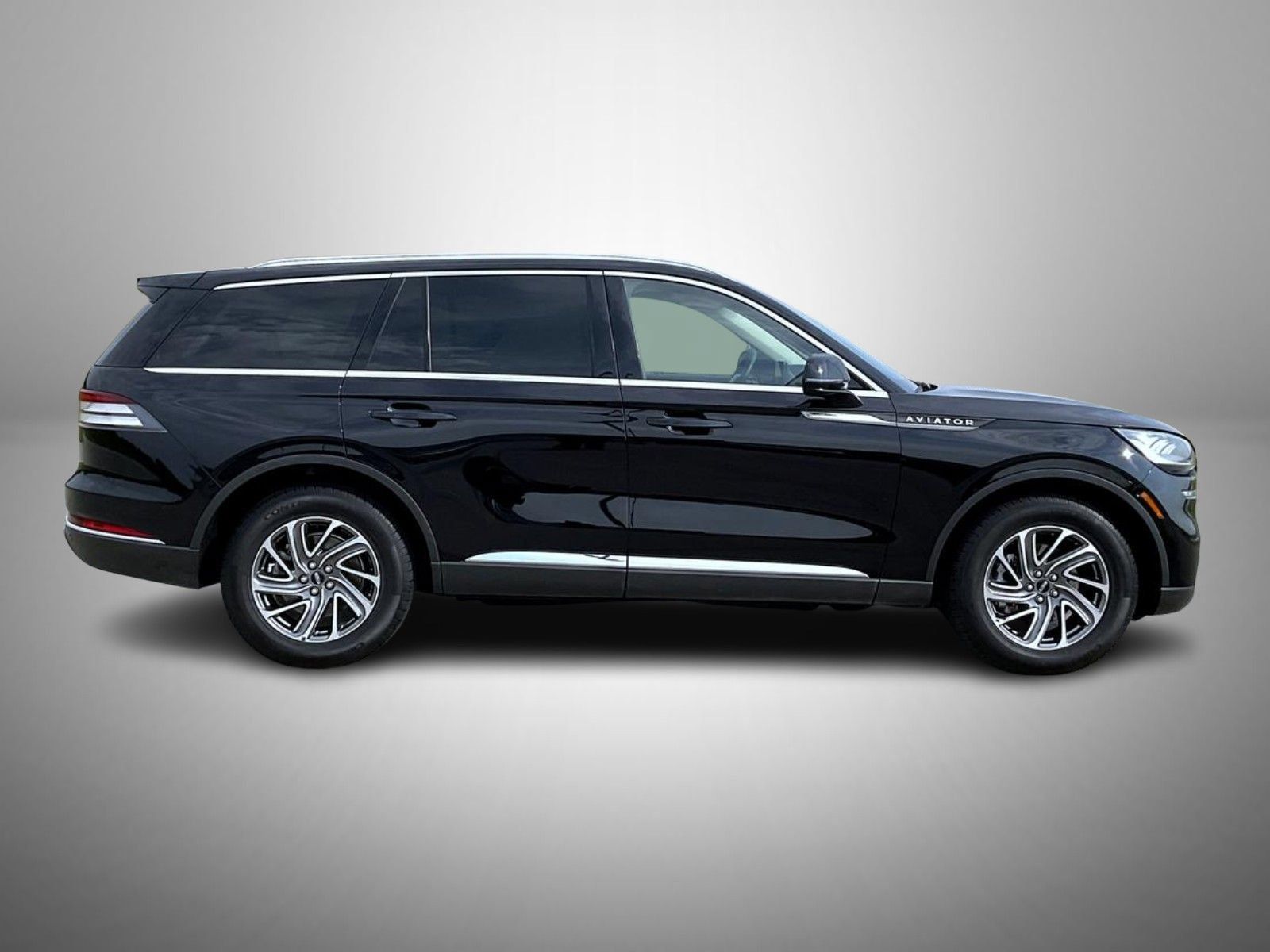 Certified 2023 Lincoln Aviator AWD image 4
