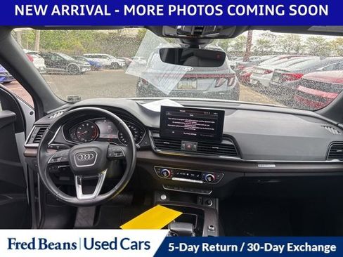 Used 2021 Audi Q5 2.0T Premium w/ Convenience Package AWD/4WD image 11