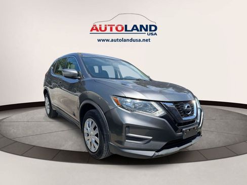 Used 2017 Nissan Rogue S AWD/4WD image 2