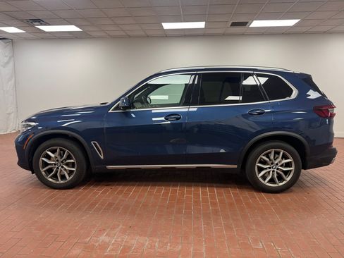 Used 2023 BMW X5 xDrive40i image 2