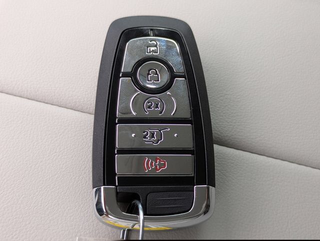 New 2026 Lincoln Nautilus Premier AWD/4WD image 29