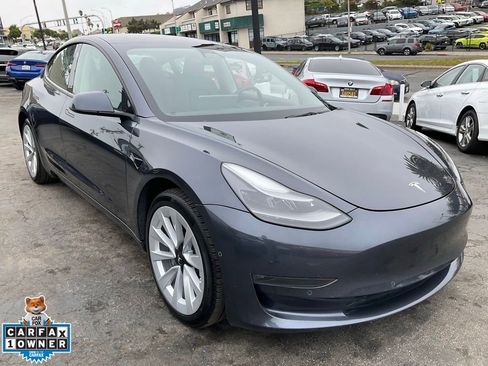 Used 2022 Tesla Model 3 Long Range AWD/4WD image 64
