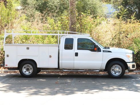 Used 2012 Ford F350 XL w/ PWR Equipment Group RWD image 12