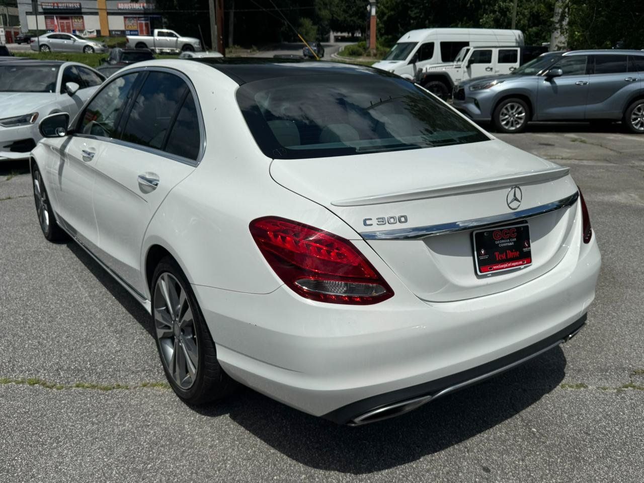 Used 2017 Mercedes-Benz C 300 Sedan image 5