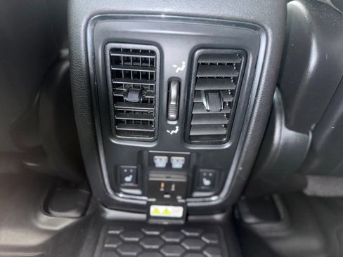 Used 2014 Dodge Durango Limited AWD/4WD image 23