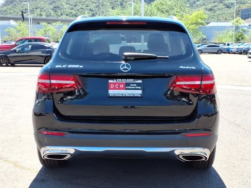 Used 2019 Mercedes-Benz GLC 350e 4MATIC image 5