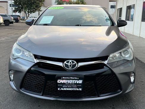 Used 2017 Toyota Camry SE image 8