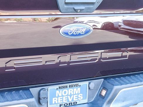 Used 2018 Ford F150 XLT w/ Equipment Group 302A Luxury AWD/4WD image 12