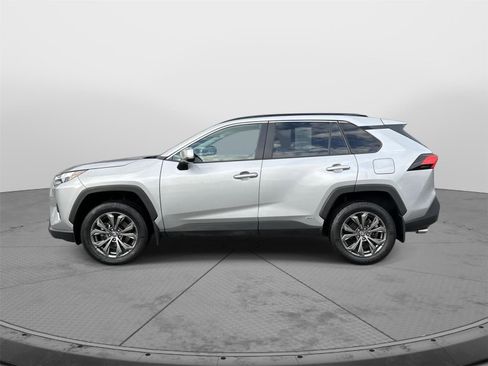 Used 2024 Toyota RAV4 XLE Premium image 45