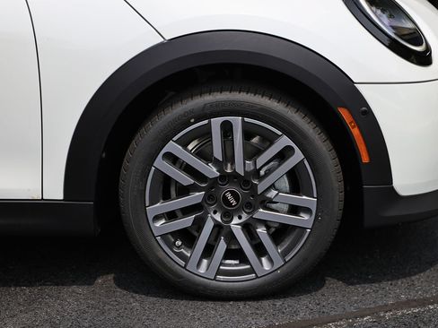New 2026 MINI Cooper 4-Door Hardtop FWD image 5