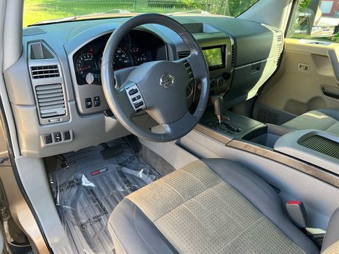 Used 2004 Nissan Titan SE AWD/4WD image 15