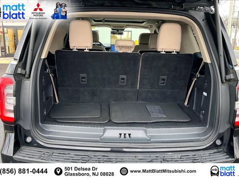 Used 2024 Ford Expedition Limited image 37