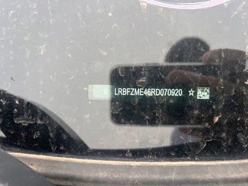 Used 2024 Buick Envision Preferred AWD/4WD image 4