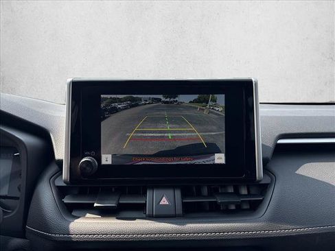 Certified 2025 Toyota RAV4 XLE AWD/4WD image 15