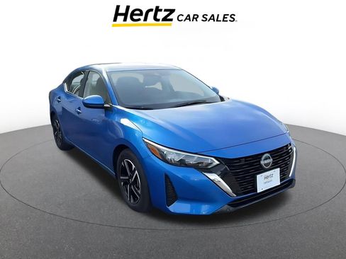 Used 2025 Nissan Sentra SV image 1