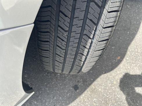 Used 2024 Nissan Altima 2.5 SV image 32